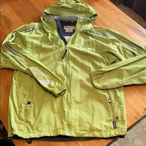 Columba rain coat size men’s small